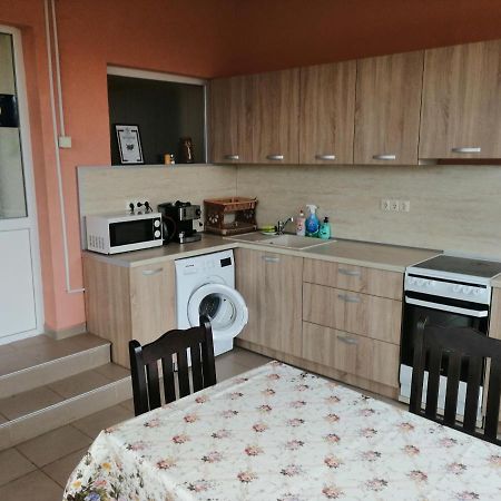 Nadya Holiday Home Krapets  Eksteriør bilde