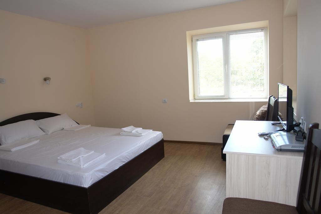 Nadya Holiday Home Krapets  Eksteriør bilde