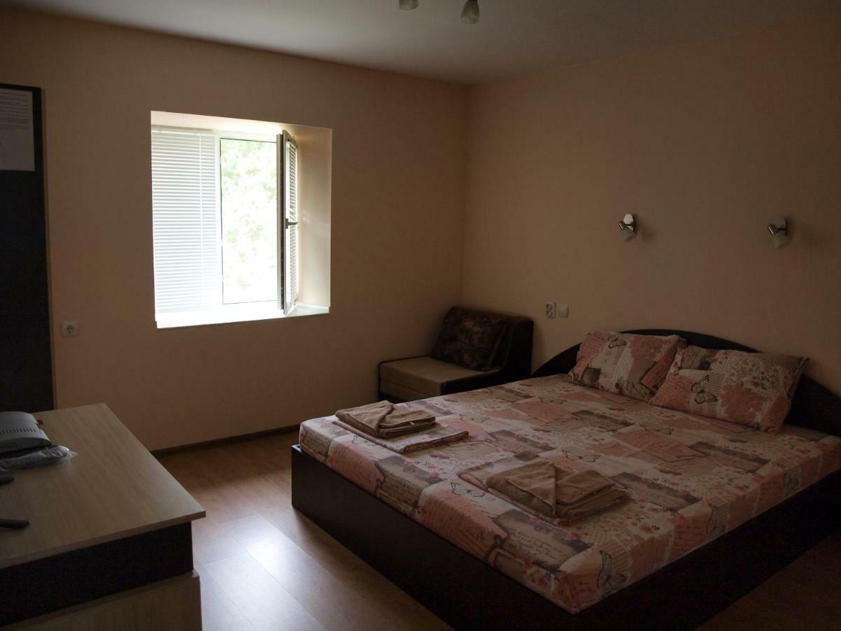 Nadya Holiday Home Krapets  Eksteriør bilde